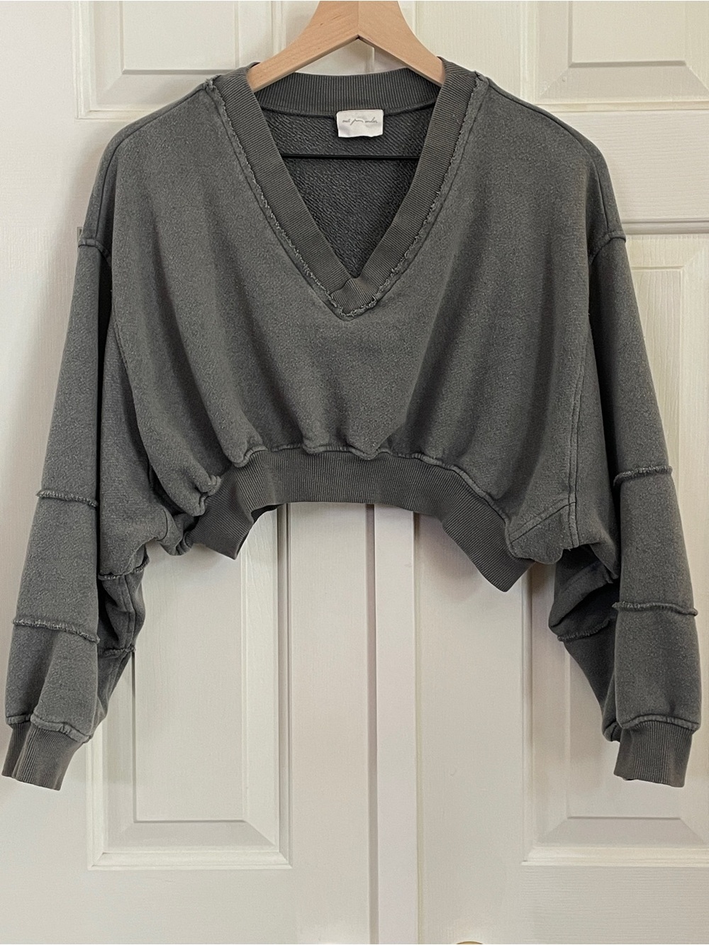 Urban Outfitters Out From Under V-Neck Cropped Pullover Sweatshirt Grey Size S/M